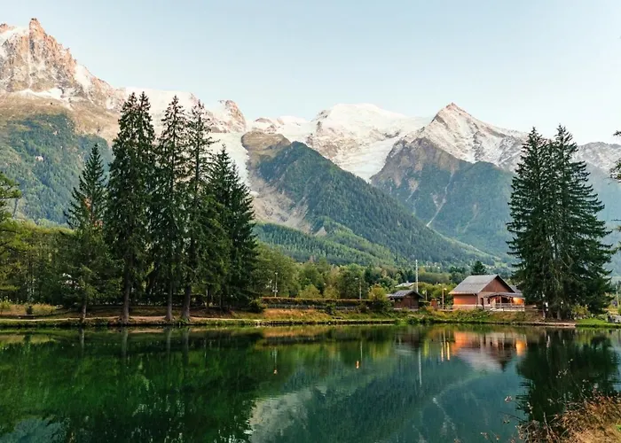 Apartment Midi Loft - A Central Chamonix Mountain Haven
